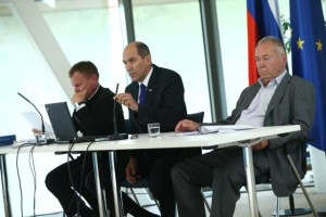 Janša: V finskem sodnem spisu je 7000 dokumentov, ki jih v slovenskem ni