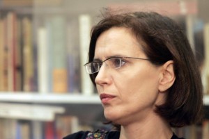"Zapis medijskega dna, kanalizacije plenilske in kaviar levice"