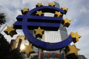 Handelsblatt: ECB pritiska na Slovenijo, naj zaprosi za pomoč 