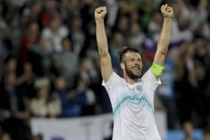 Slovenski nogometaši drevi proti Litvi
