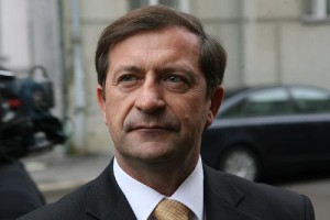 Erjavec: Če pride do znižanja pokojnin, bi težko še naprej sodeloval v tej vladi
