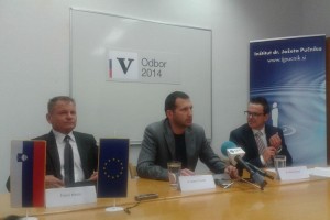 Avbelj: Sodnica poročevalka pa iz neznanega razloga zavlačuje. To je šala!