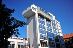 Vlada objavila NRP: na slabo banko 3,33 milijarde slabih kreditov