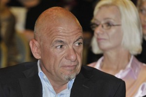 Tušmobil: Mirku Tušu očitajo, da je šefa Apeka prisilil k zakonitemu ravnanju?