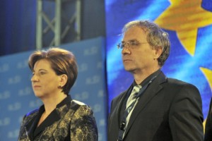 Novakova in Hojs v odločanju o vodstvu NSi ne vidita bitke, pač pa soočenje pogledov