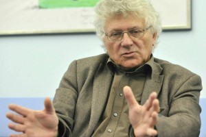 Strokovni direktor UKC Ljubljana Hojker: Klubi staršev na Facebooku so absurdni