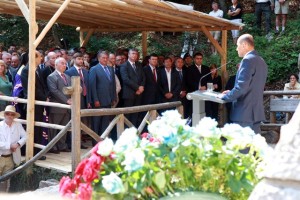 Afera Ruska kapelica: Peticija »prikrajšanih« za govor Jožeta Pirjevca