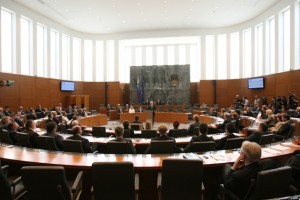 Državni zbor je sprejel rebalans proračuna