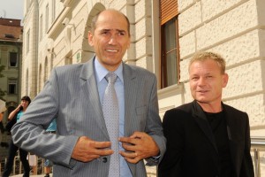 Janševa pritožba zoper sklep upravnega sodišča že na vrhovnem sodišču