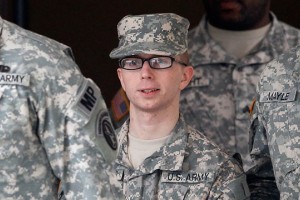 Bradley Manning priznal, da je razmišljal o samomoru