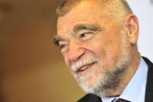 Mesić zanika, da bi plačal odškodnino Jorasu: Očitno ni nor, a to je cirkus!
