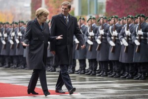 Merklova Cerarju: Slovenska vlada začela ambiciozen projekt, mi jo podpiramo