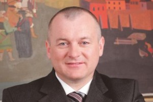 Kanglerju za zdaj še ni treba v zapor