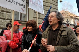 Štrukelj: Sedanja vlada postaja podobna Janševi