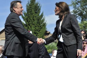 Bratuškova in Janković morata sporočiti odločitev o kandidaturi na kongresu