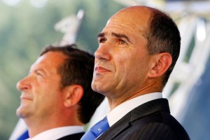 Janša o Erjavcu: Tisti, ki zapuščajo vlado, so težko kredibilni pogajalci