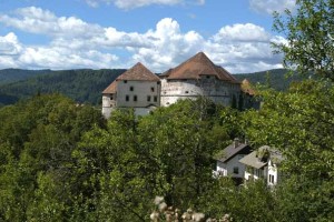 Na Turjaku slovesnost ob dnevu spomina na žrtve totalitarnih režimov