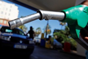 S polnočjo nova podražitev goriva