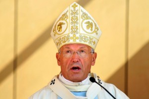 Stres na Brezjah pozval k zvestobi do Cerkve 