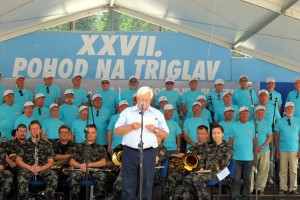 Vasletova pisma s fronte: Kučanov pokluški golaž