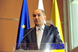 Janša: Nikoli več ne bomo žitnic polnili skupaj z glodalci, ki sproti uničujejo pridelek