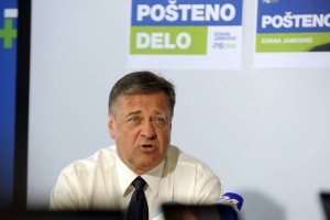 Janković obljublja 10.000 novih delovnih mest