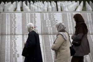 Nizozemska bo plačala odškodnino svojcem treh žrtev genocida v Srebrenici