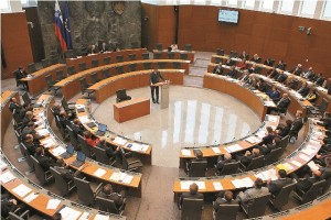 Poslanci požegnali slabo banko