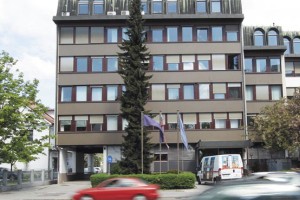 Kadrovski cunami nove vlade: Desant na Ajpes