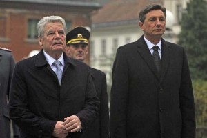 FAZ: Postkomunistične države Gaucka sprejemajo z jajci in protesti
