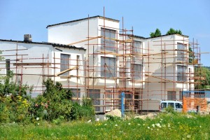 Koalicija zaradi nepremičninskega davka v »zagati«; DL proti DeSUS-ovemu kriznemu davku