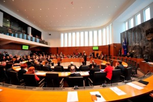 Reforma trga dela sprejeta brez glasu proti