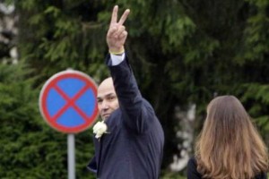 Janša je zapustil zapor na Dobu