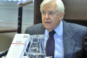 Za Milana Kučana in Forum 21 je zastonj