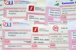 Višja davka na finančne storitve in od zavarovalnih poslov