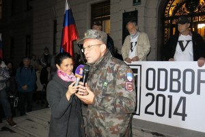 Zgodovinar Dežman kaznovan zaradi nošenja slovenskih simbolov; Dežman: Koliko je  podobnih falotov, kot sem jaz