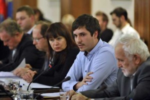 ZL znova neuspešna pri ustavljanju privatizacije