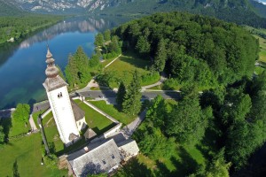 Denacionalizacija naravnih znamenitosti na Gorenjskem še ni končana