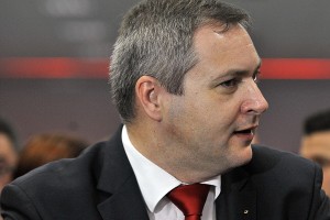 Svinjski nadstandard ministra Židana