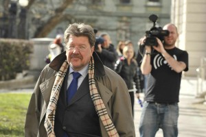 Sodišče: Bavčarjev primer kaže na možnost izigravanja zakona