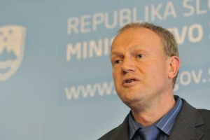Generalni direktor policije Fank: Policija je najbolj nadzorovana institucija v državi
