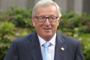 Handelsblatt: Juncker bi odpravil trojko