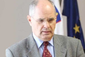 Na tožilstvu predlog za razrešitev Fišerja vidijo kot politični napad na tožilstvo