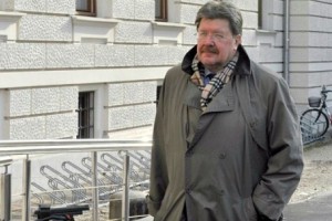Uradno: Sodišče zavrnilo Bavčarjevo prošnjo za prestajanje odloga kazni
