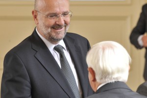 Resnica osvobaja: o travmah sodniške nomenklature