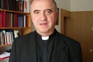 Za novega ljubljanskega pomožnega škofa imenovan Franc Šuštar