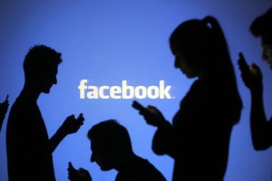 Facebook z uporabniki do smrti in tudi še potem