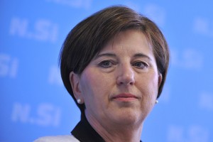 NSi zbrala podpise za sklic izredne seje DZ o bankah