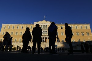 V Atenah s polno paro delajo na novem reformnem načrtu