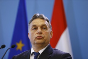 Orban izgubil dvotretjinsko večino v parlamentu